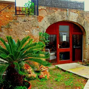 Sa Canova Hotel